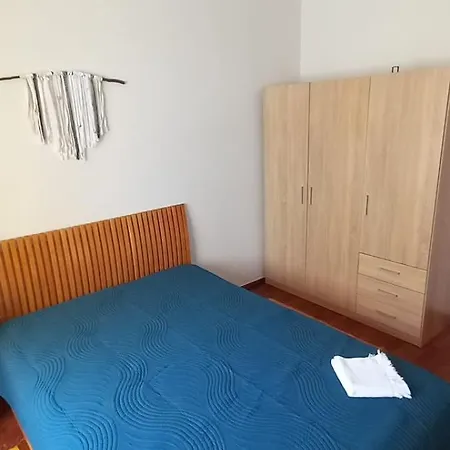 Sunrise Apartment *